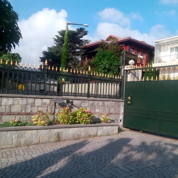 Emirgan Yalısı Demir Korkuluk ve Altın Yaldız — Sonrası (6)