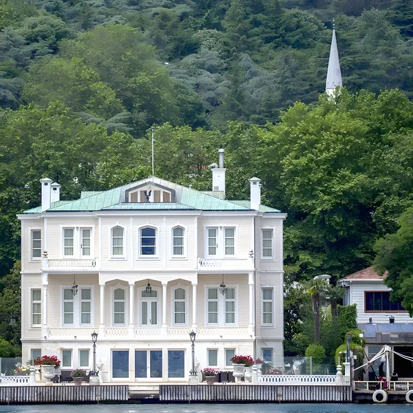 Yeniköy Yalısı Ahşap Cephe Restorasyonu — Öncesi (1)