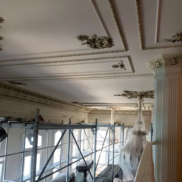 Yeniköy Yalısı İç Mekân Dekorasyon ve Süsleme Restorasyonu — Hazırlık (7)